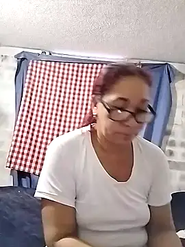 Snapshot of CafeCaliente69 chatting on 01/28/25, 10:56 CafeCaliente69 online show from 01/28/25, 10:56