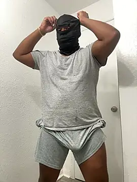 Snapshot of daddythiccklegg chatting on 03/28/26, 03:18 daddythiccklegg online show from 03/28/26, 03:18