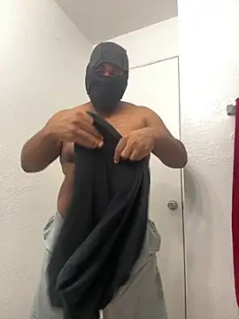 Snapshot of daddythiccklegg chatting on 12/21/25, 04:25 daddythiccklegg online show from 12/21/25, 04:25