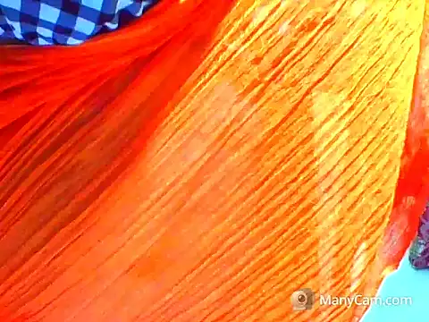 Snapshot of desi_diva chatting on 06/28/26, 05:03 desi diva online show from 06/28/26, 05:03