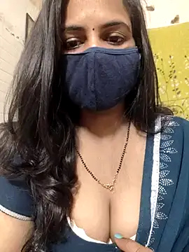 Snapshot of Nehubhabhi26 chatting on 10/14/25, 04:57 Nehubhabhi26 online show from 10/14/25, 04:57