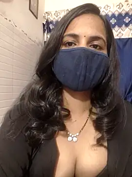 Snapshot of Nehubhabhi26 chatting on 09/19/25, 05:39 Nehubhabhi26 online show from 09/19/25, 05:39