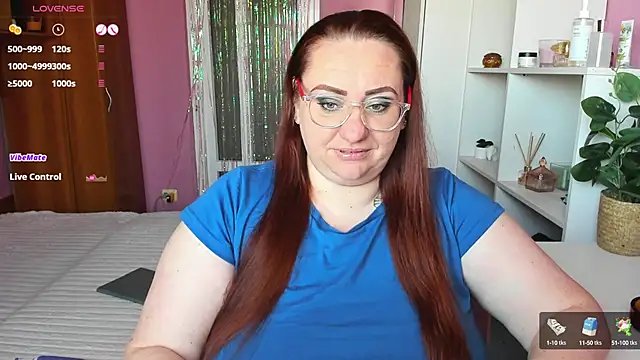 Snapshot of lovely_adelle chatting on 02/02/25, 07:30 lovely adelle online show from 02/02/25, 07:30