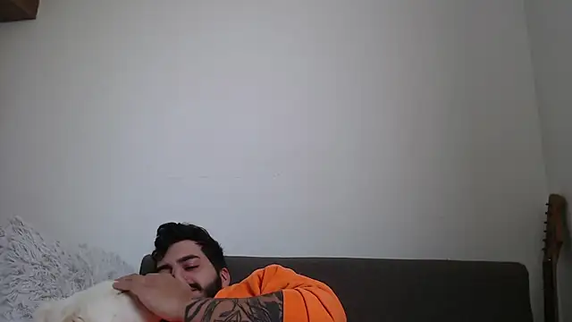 thomas gun online show from 02/11/26, 03:56