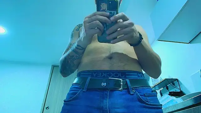 thomas gun online show from 03/13/26, 01:54