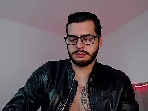 thomas gun online show from 11/10/25, 03:55