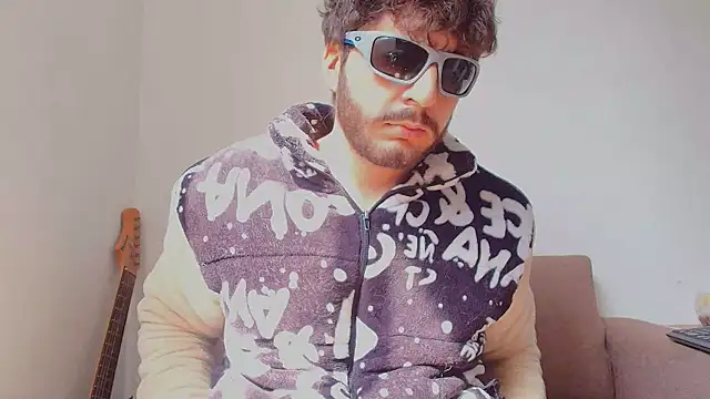 thomas gun online show from 04/03/26, 02:01