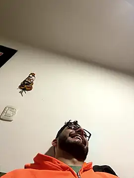 thomas gun online show from 01/11/26, 02:18