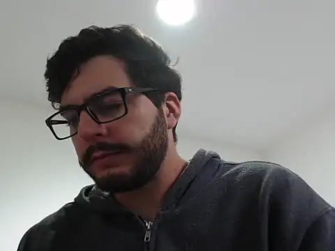 thomas gun online show from 12/16/25, 03:05