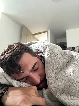 thomas gun online show from 01/15/26, 01:47