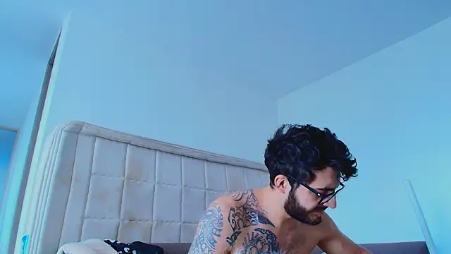 thomas gun online show from 03/14/26, 06:36