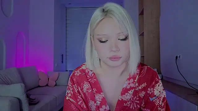 RileyMee online show from 09/17/25, 01:24