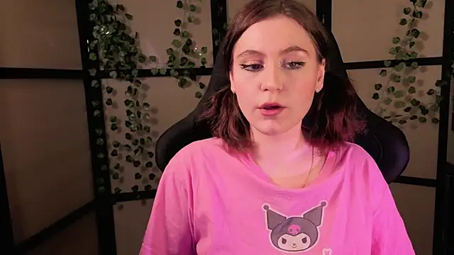 Snapshot of Diana_Flower chatting on 03/22/26, 01:23 Diana Flower online show from 03/22/26, 01:23