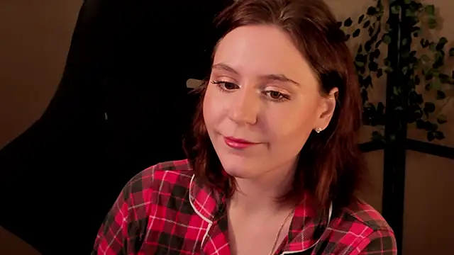 Snapshot of Diana_Flower chatting on 03/12/26, 12:31 Diana Flower online show from 03/12/26, 12:31