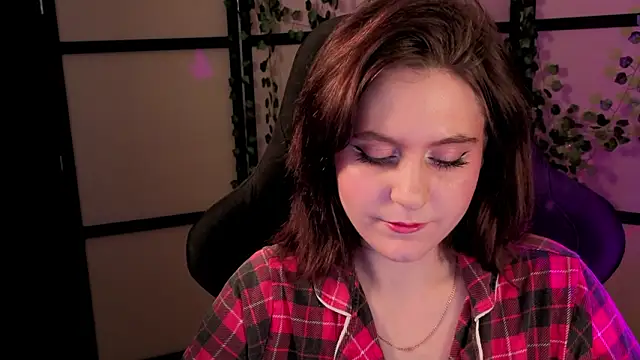 Snapshot of Diana_Flower chatting on 03/21/26, 10:09 Diana Flower online show from 03/21/26, 10:09