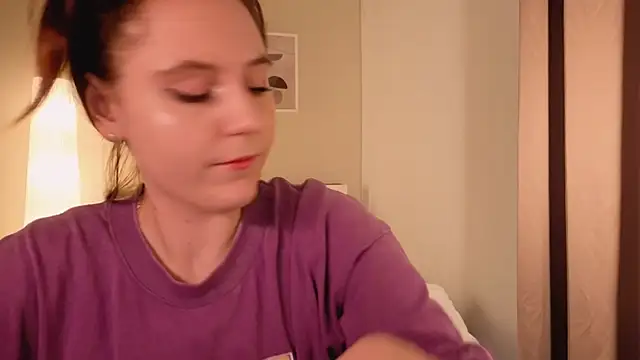 Diana Flower online show from 11/07/25, 03:11