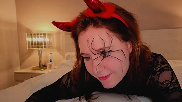 Diana Flower online show from 10/25/25, 07:07