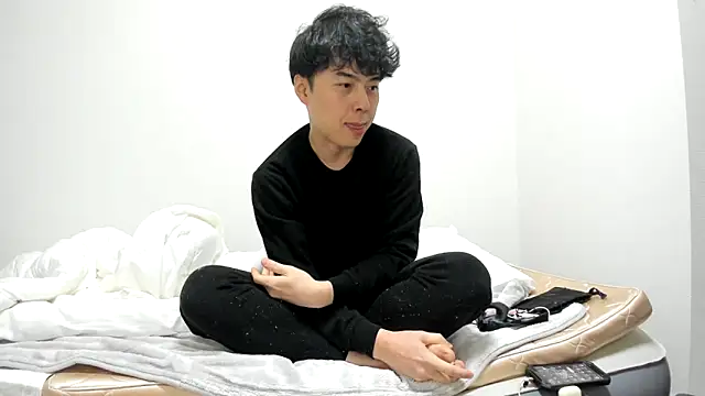 whitebriefboy online show from 02/12/25, 02:21