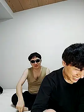 whitebriefboy online show from 03/06/25, 03:24