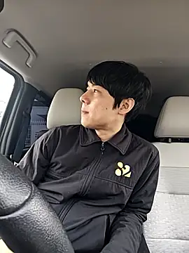 whitebriefboy online show from 03/12/26, 11:42