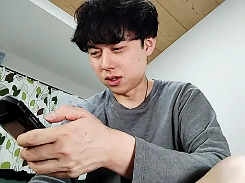 whitebriefboy online show from 03/05/25, 03:40