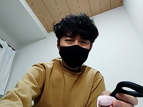 whitebriefboy online show from 02/17/25, 03:22