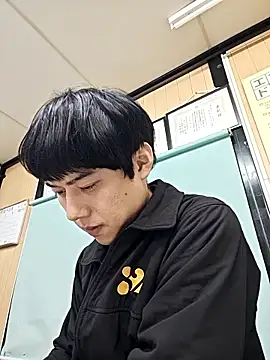 Snapshot of whitebriefboy chatting on 04/30/26, 08:57 whitebriefboy online show from 04/30/26, 08:57
