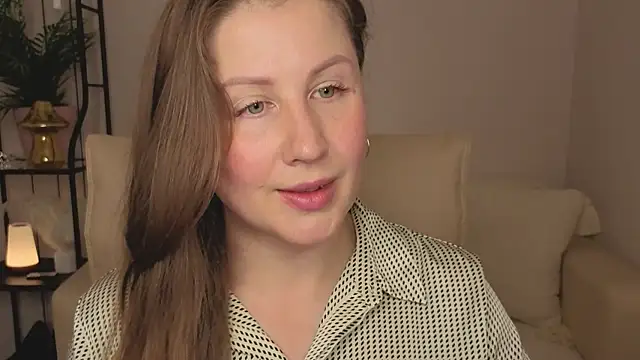 Snapshot of Helens_love chatting on 07/11/26, 02:23 Helens love online show from 07/11/26, 02:23