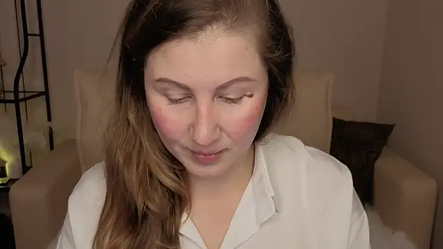 Helens love online show from 11/02/25, 01:54