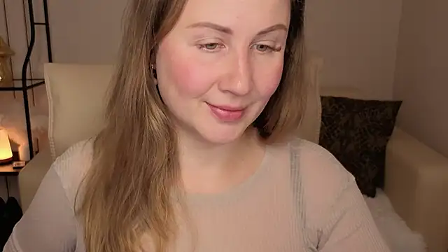 Snapshot of Helens_love chatting on 10/17/25, 01:53 Helens love online show from 10/17/25, 01:53