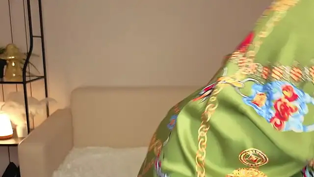 Helens love online show from 11/14/25, 05:55