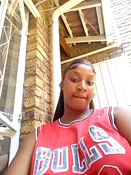 Snapshot of Candy_Love_18 chatting on 12/13/24, 11:34 Candy Love 18 online show from 12/13/24, 11:34