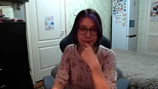 YummyGiirl online show from 12/30/24, 04:29