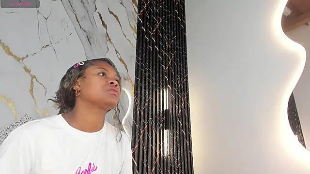 ebony hot1 online show from 10/22/25, 02:16