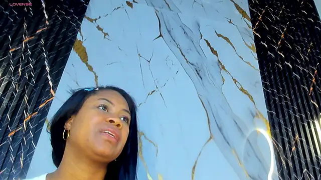 ebony hot1 online show from 11/17/25, 02:54