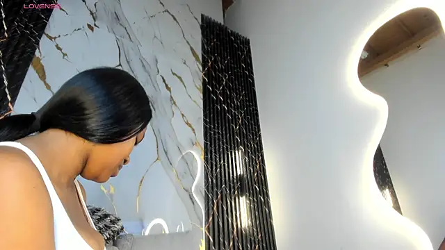 ebony hot1 online show from 11/04/25, 02:10