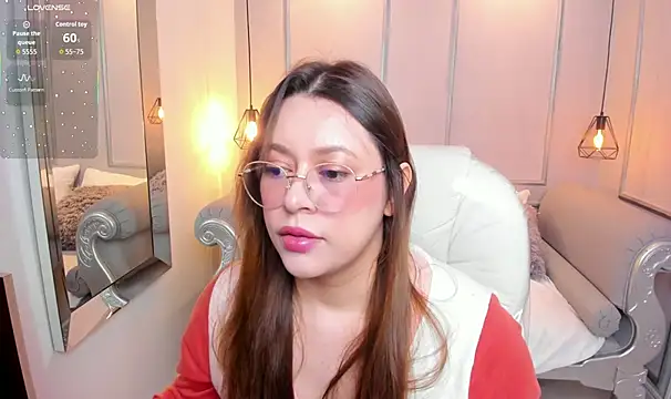 Snapshot of Lanna18 chatting on 10/02/25, 11:57 Lanna18 online show from 10/02/25, 11:57