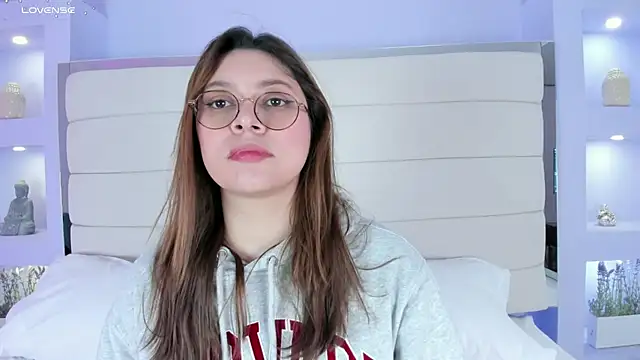 Snapshot of Lanna18 chatting on 03/03/25, 11:44 Lanna18 online show from 03/03/25, 11:44