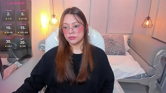 Snapshot of Lanna18 chatting on 10/07/25, 12:06 Lanna18 online show from 10/07/25, 12:06