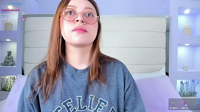 Snapshot of Lanna18 chatting on 03/19/25, 11:50 Lanna18 online show from 03/19/25, 11:50