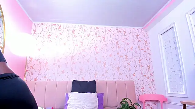 amber-hill online show from 02/23/26, 05:13