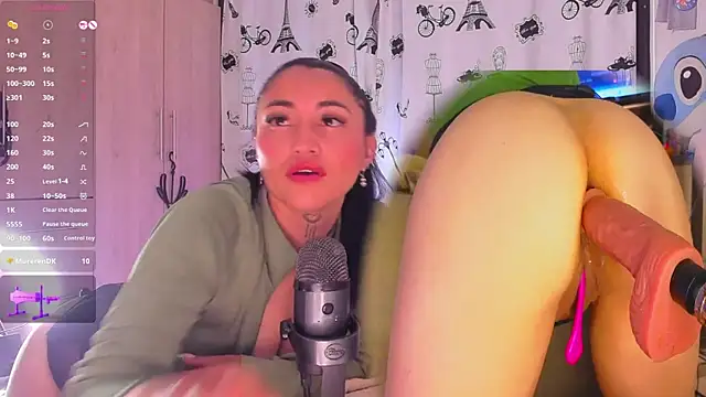 jolee   online show from 05/31/26, 02:39