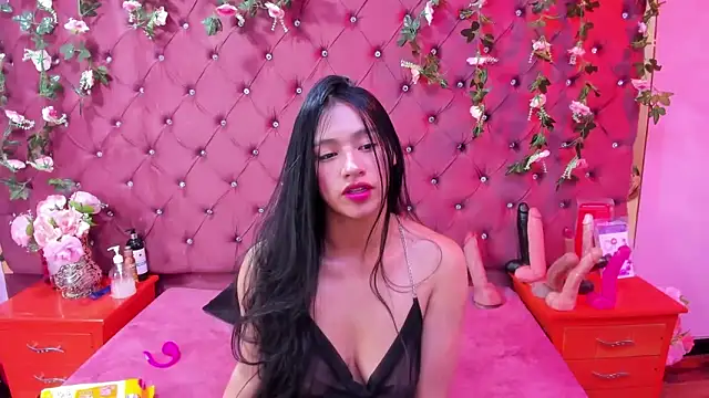 Mariana Prin online show from 12/03/25, 02:23