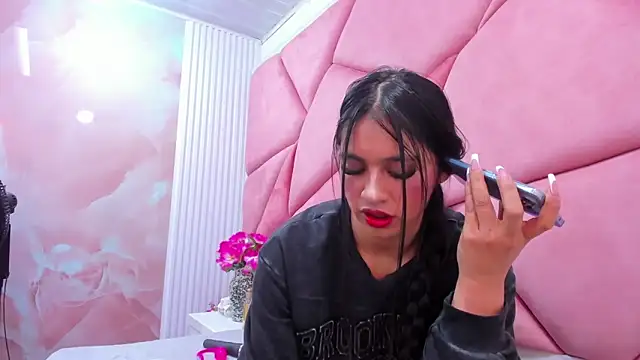 Mariana Prin online show from 05/08/26, 02:59