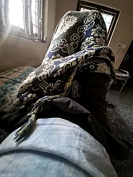 Yours daddy6728 online show from 11/23/25, 12:15