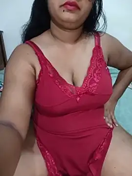 Snapshot of Reesha_99 chatting on 06/11/26, 12:57 Reesha 99 online show from 06/11/26, 12:57