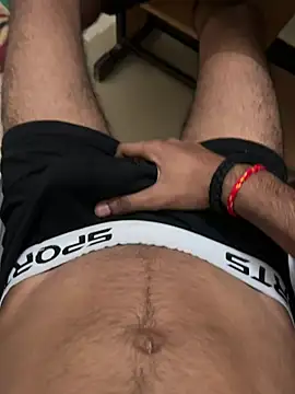 Snapshot of hard_dick_boy123 chatting on 07/05/26, 07:32 hard dick boy123 online show from 07/05/26, 07:32