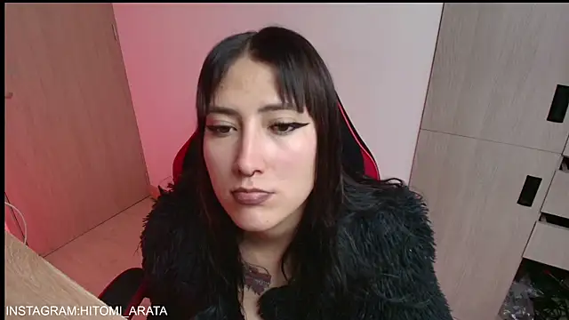 hitomi arata online show from 07/05/26, 09:54