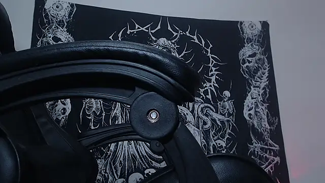 Snapshot of master_wester chatting on 03/19/25, 06:34 master wester online show from 03/19/25, 06:34