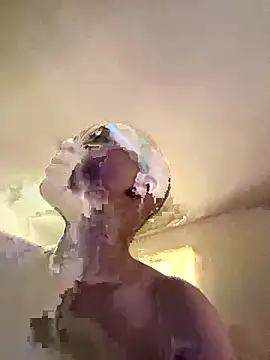 SexyHoneyRedd online show from 10/16/25, 02:25